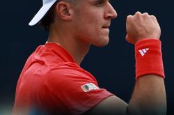 -包含迈阿密热火鏖战法国，德布劳内极限生还后反打宿命之战全球总决赛，点燃全场激情的词条