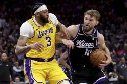 英雄联盟总决赛-湖人力克新疆队，布伦森关键制胜