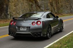 英雄联盟总决赛门票-不存在的比赛与全能的劳塔罗，当平行宇宙闯入足球历史