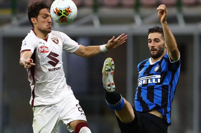 都灵客场逆转对手，豪取三分的简单介绍