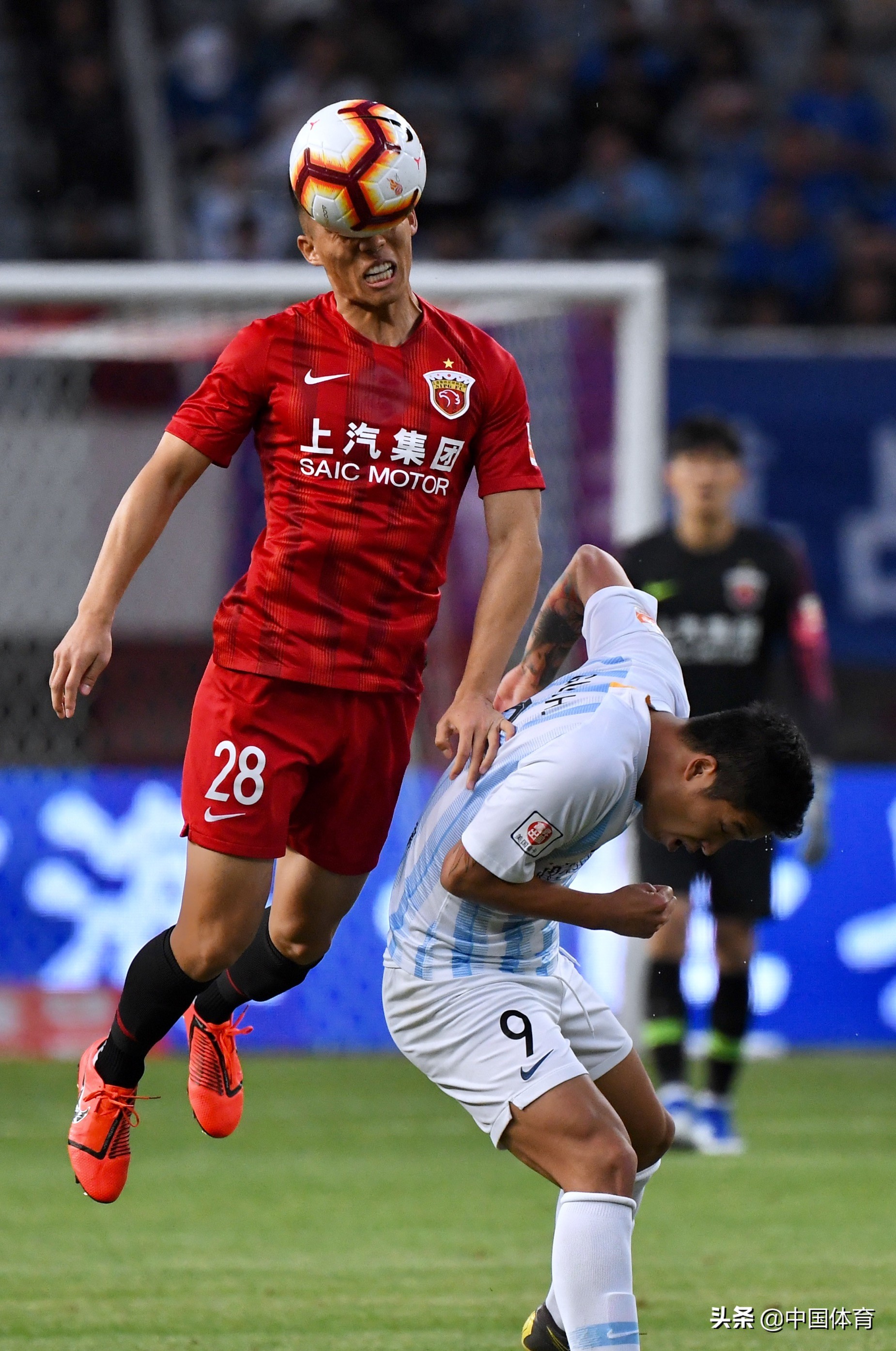 上海上港客场不敌广州富力，连败大陆的简单介绍