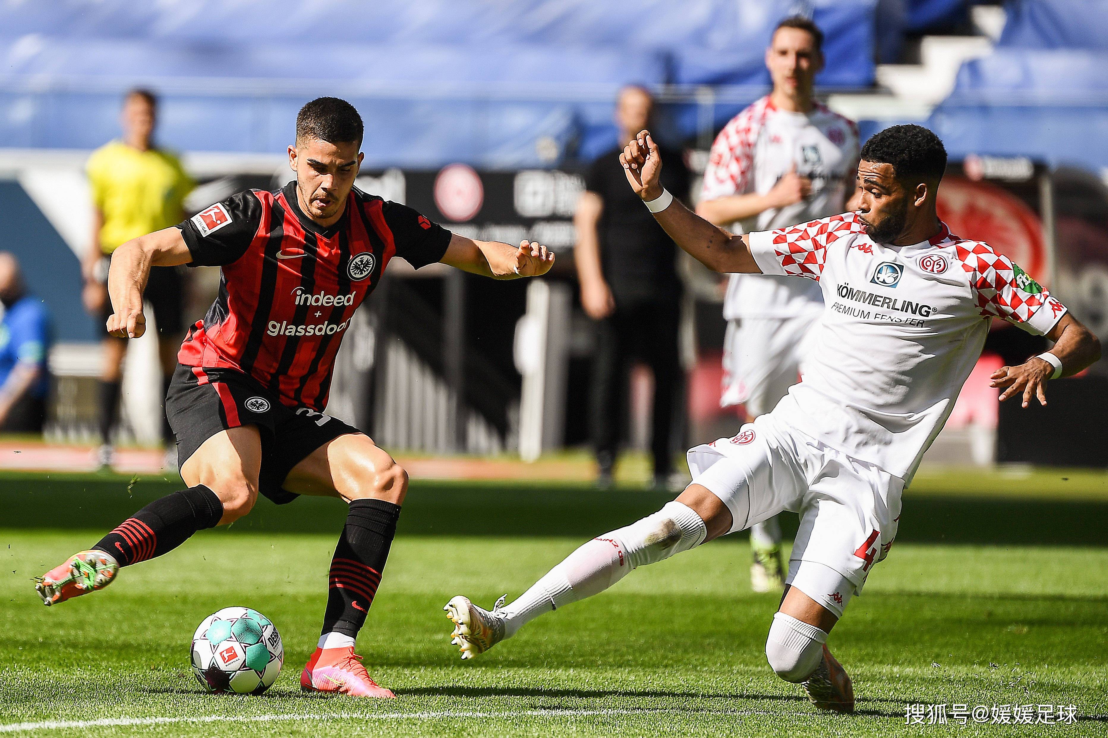 曼城与门兴格拉德巴赫交锋，必有精彩