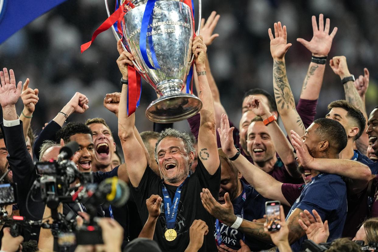 关于巴黎圣日耳曼横扫对手，势不可挡的信息