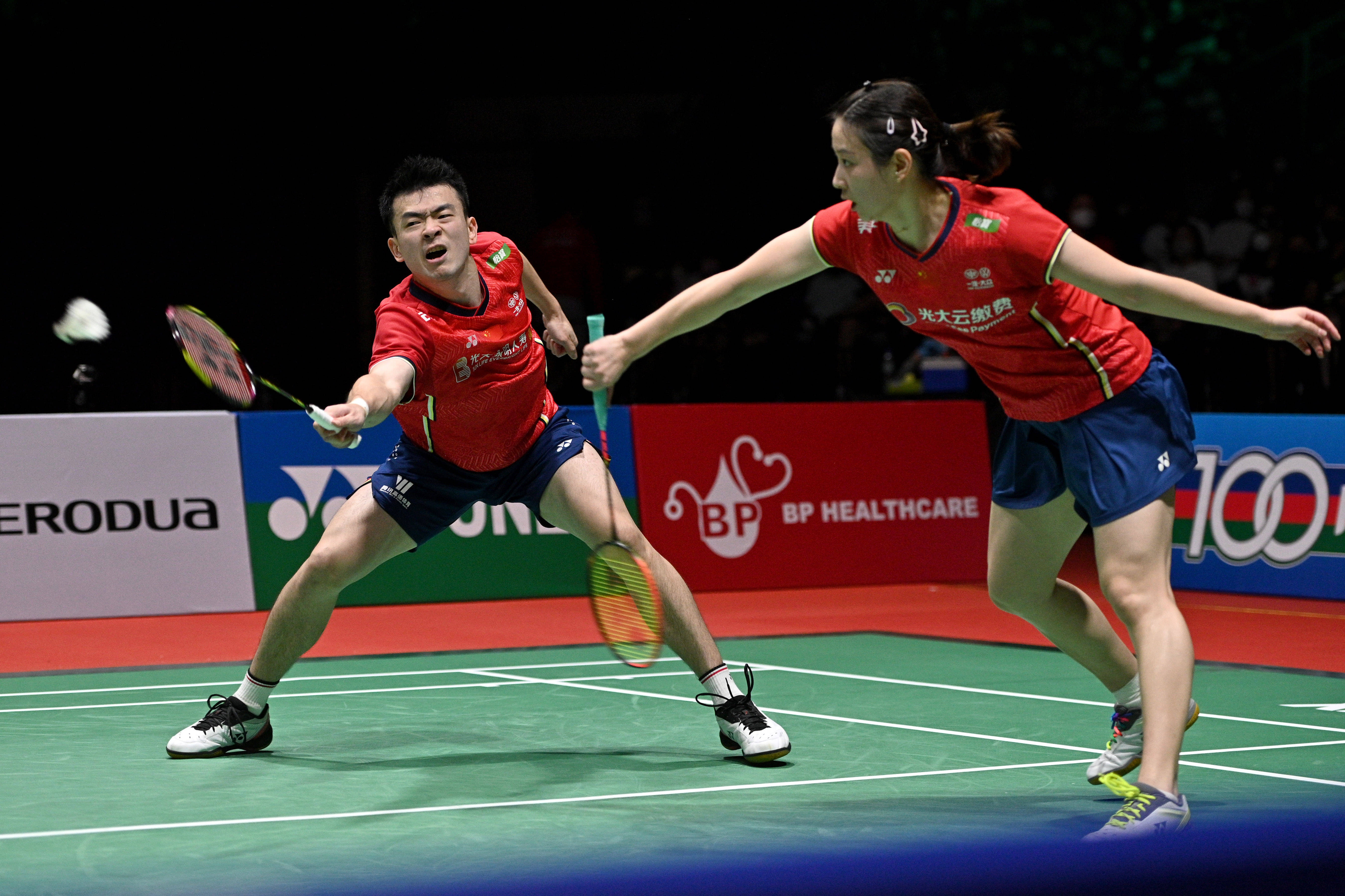 马来西亚队逆转泰国队，郑思维点燃赛场的简单介绍