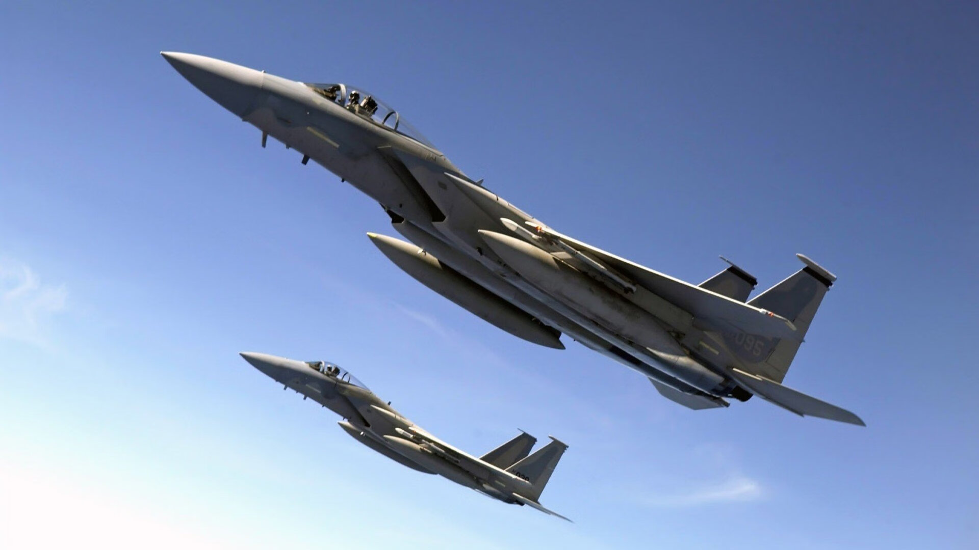 暗夜破晓，新疆男篮逆转深圳，拉梅洛·鲍尔点燃天山之魂