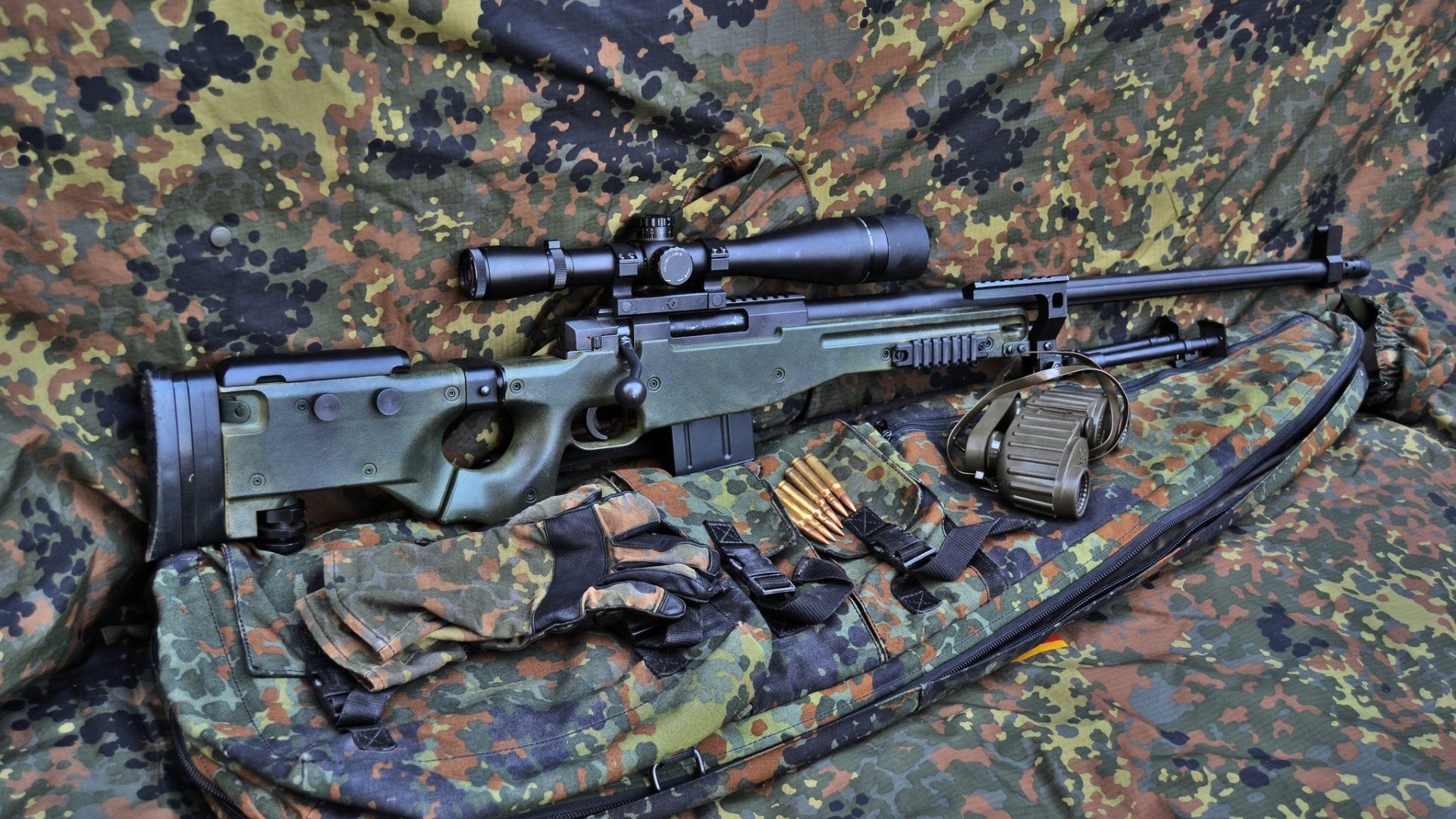 当深圳队用30秒进攻压制国王时,另一个宇宙的伦纳德正在欧冠半决赛接管比赛