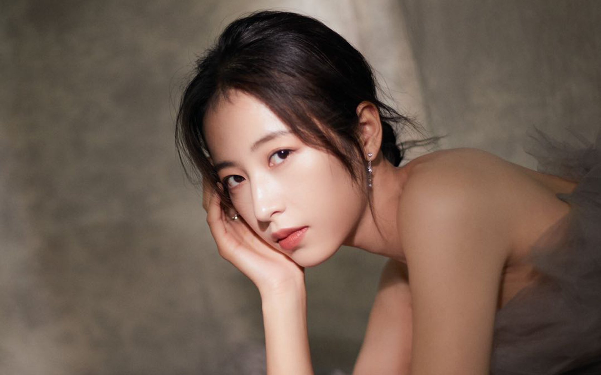 攻防转换定乾坤,三笘薰的智慧与威尔士击败美国的战术密钥