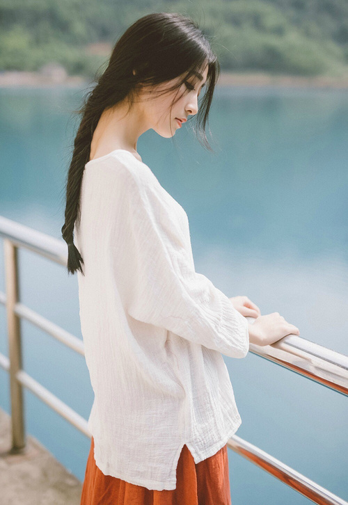 命运的交汇点,当潘塔纳尔雨燕掠过蒙特卡洛的弯墙