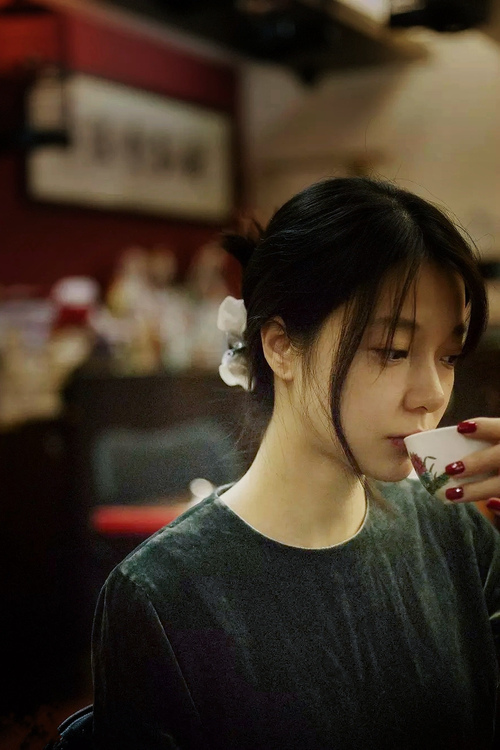 钢铁之躯击溃虚浮宫殿,当范弗利特的冰锥刺穿独行侠的华美穹顶