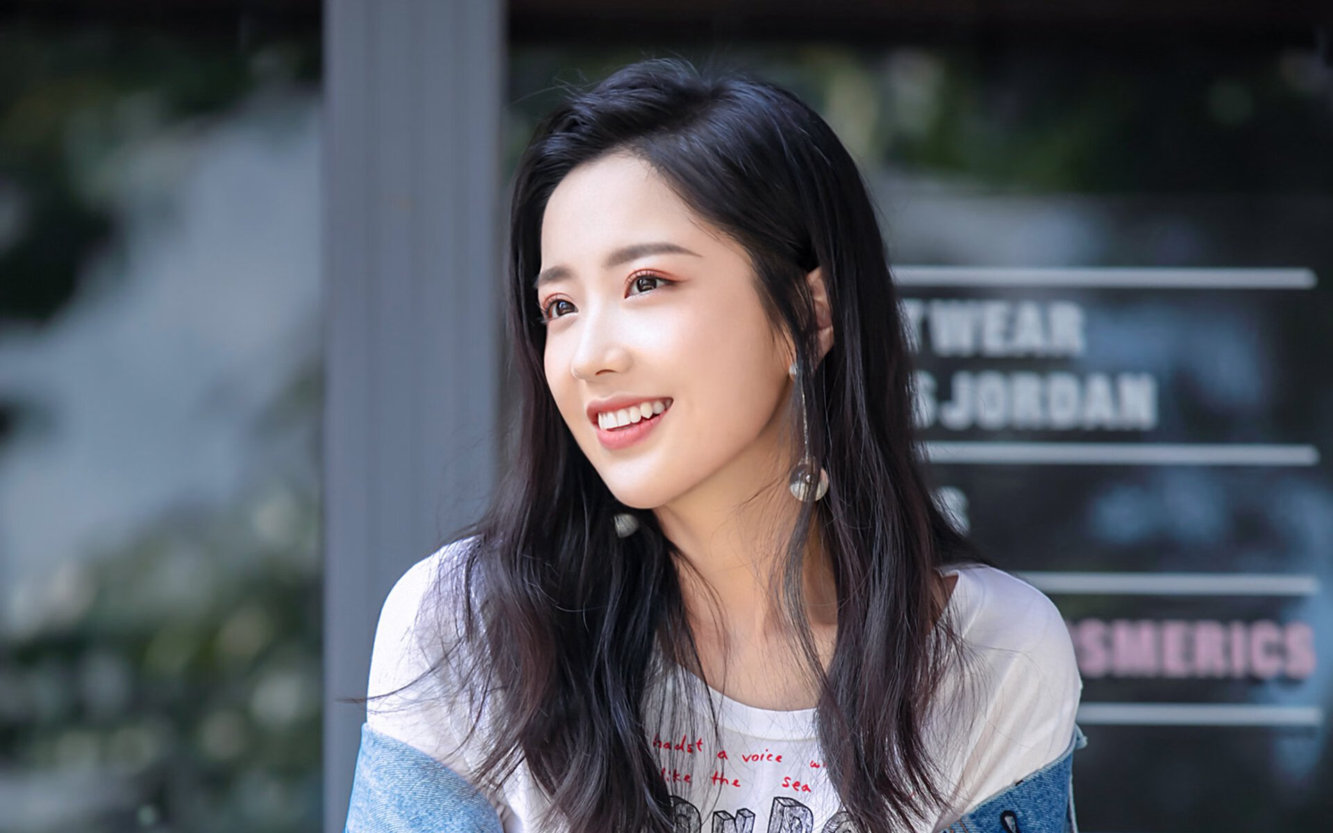 不存在的比赛与全能的劳塔罗，当平行宇宙闯入足球历史